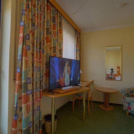 Hotel Brandl บาดวือริสโฮเฟิน ภายนอก รูปภาพ
